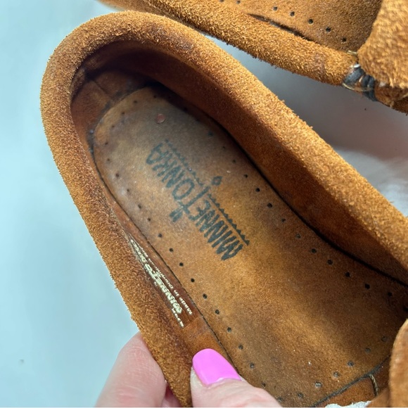 Minnetonka El Paso Moccasin Flat Southwestern Tapestry Soft Genuine Brown Suede - Picture 12 of 12